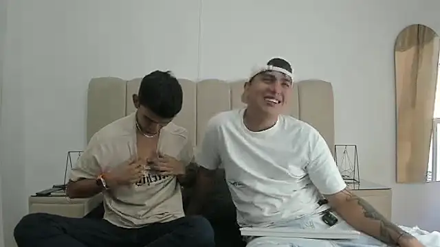 Snapshot of TomasANDalejo chatting on December 1, 12:50 pm TomasANDalejo online show from December 1, 12:50 pm