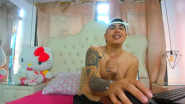 Snapshot of TomasANDalejo chatting on November 28, 1:44 pm TomasANDalejo online show from November 28, 1:44 pm