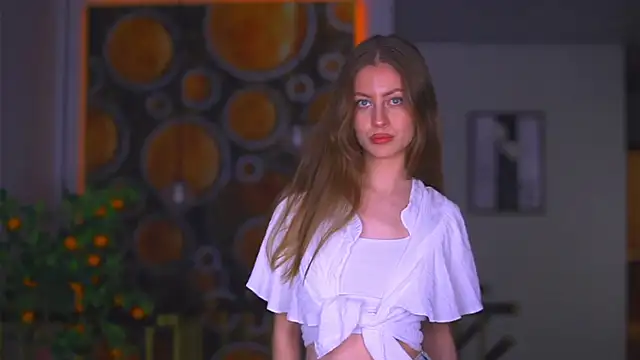 BellaPinneo online show from November 30, 7:58 pm