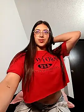 Violett  Rose online show from December 16, 2:16 am