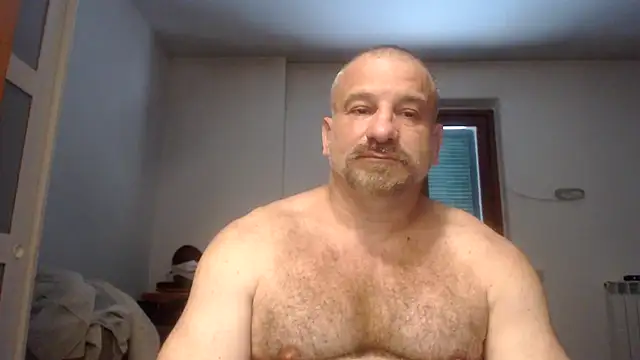 Snapshot of Mauro7788 chatting on July 19, 4:37 pm Mauro7788 online show from July 19, 4:37 pm