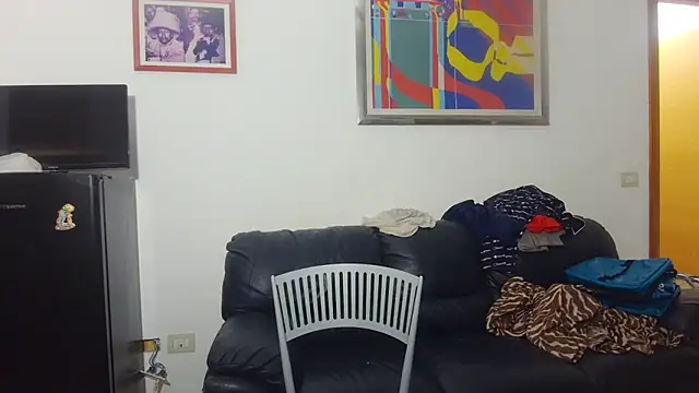 Mauro7788 online show from May 14, 11:35 pm