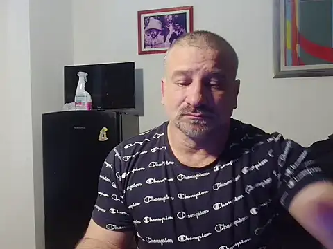 Mauro7788 online show from May 8, 9:46 am