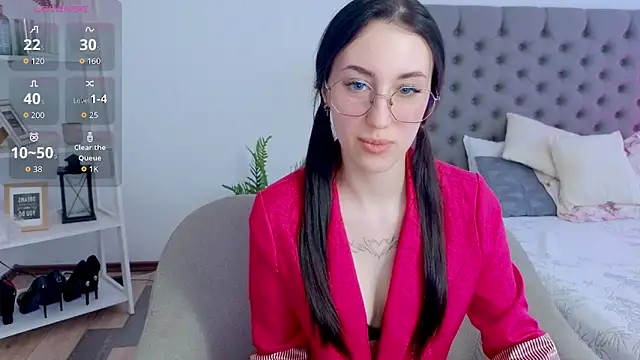 Miss  Linn online show from February 7, 12:35 pm