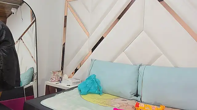 Valeria gil  online show from March 21, 2:57 am