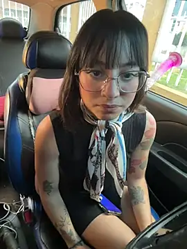 Mia fiire online show from November 29, 7:47 pm