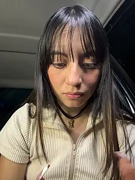 Snapshot of Mia_fiire chatting on January 15, 2:37 am Mia fiire online show from January 15, 2:37 am