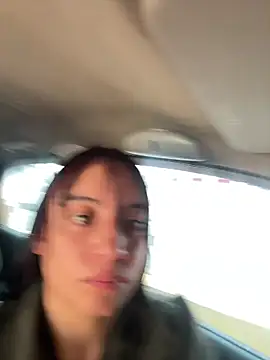 Mia fiire online show from April 3, 6:58 pm