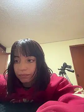 Snapshot of Mia_fiire chatting on July 11, 5:08 am Mia fiire online show from July 11, 5:08 am