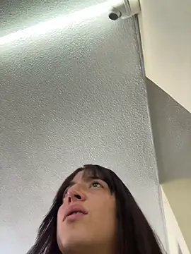 Mia fiire online show from April 2, 7:09 pm