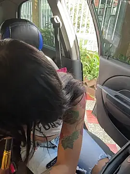 Mia fiire online show from March 14, 9:10 pm