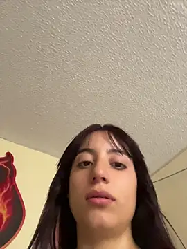 Mia fiire online show from April 30, 7:10 pm