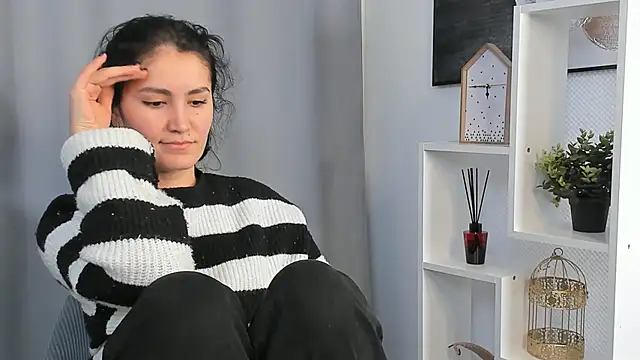 GilmaFaurot online show from November 29, 2:50 pm