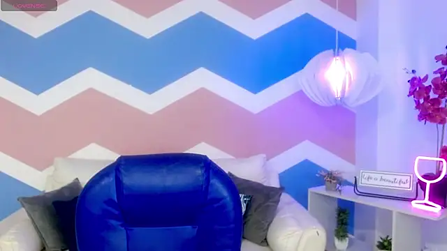 Snapshot of zahira1 chatting on December 4, 5:23 pm zahira1 online show from December 4, 5:23 pm