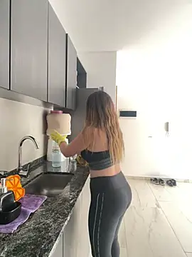 Nasss7 online show from February 6, 7:54 pm