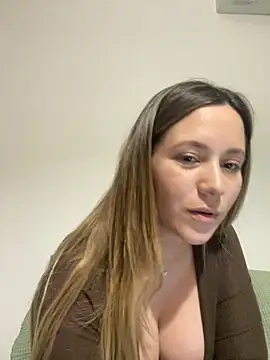 Snapshot of Nasss7 chatting on December 17, 11:21 pm Nasss7 online show from December 17, 11:21 pm