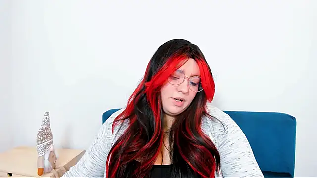 Snapshot of HarperSensual chatting on February 13, 6:57 am HarperSensual online show from February 13, 6:57 am