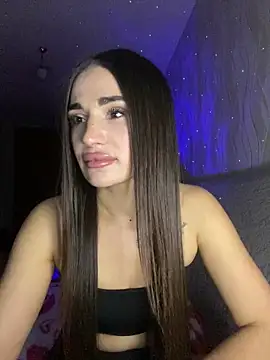 MonikaSi online show from March 4, 6:15 pm