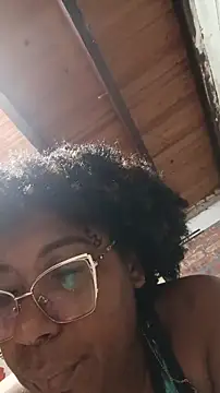 Snapshot of ChanneldelaCroix chatting on February 20, 4:42 am ChanneldelaCroix online show from February 20, 4:42 am