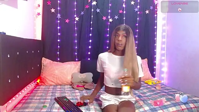 antonella wolfe02 online show from March 27, 5:27 am