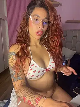 PrettyChloe  online show from July 1, 7:36 pm