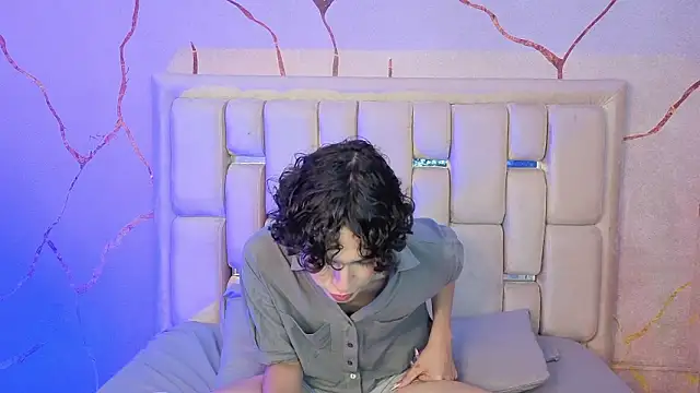 SthepanodiMonaco online show from March 24, 4:23 am