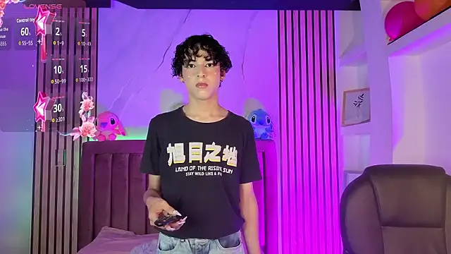 SthepanodiMonaco online show from March 13, 3:22 am