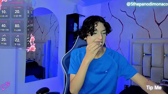 Snapshot of SthepanodiMonaco chatting on May 23, 3:16 am SthepanodiMonaco online show from May 23, 3:16 am