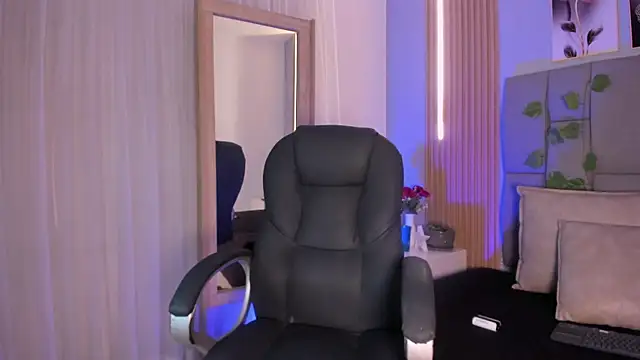 Ghoticalt jimenez online show from April 4, 9:21 pm