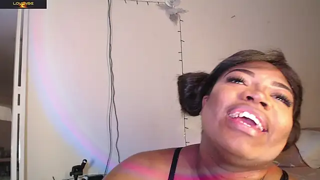 GraceMaaceey online show from May 13, 11:50 am