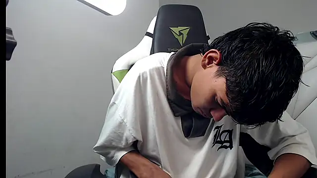 Lil babyyy  online show from December 23, 3:39 am