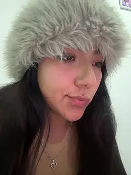 Dafne se online show from April 4, 11:00 pm