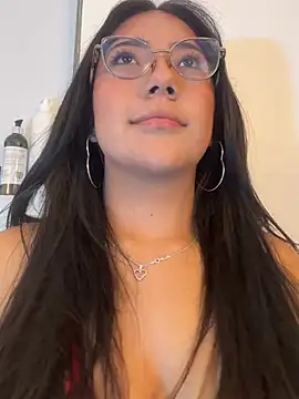 Dafne se online show from February 3, 2:53 am