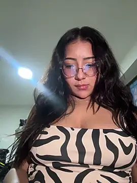Snapshot of Dafne_se chatting on May 18, 11:20 pm Dafne se online show from May 18, 11:20 pm