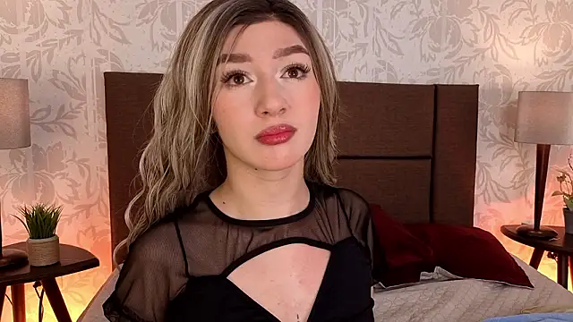 Paolagh  online show from February 28, 3:39 am