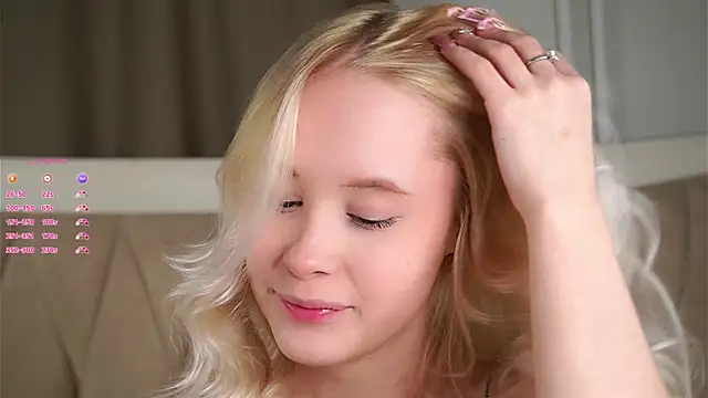 AunclreaVache online show from February 9, 2:15 pm