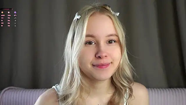 AunclreaVache online show from April 12, 3:10 am