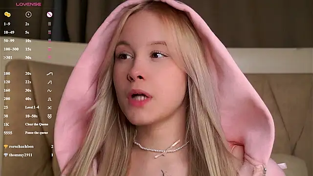 AunclreaVache online show from March 7, 12:32 pm