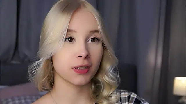 AunclreaVache online show from January 15, 11:57 am