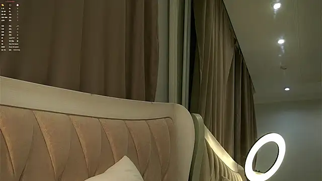 AunclreaVache online show from March 22, 11:01 am