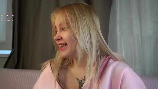 AunclreaVache online show from April 19, 3:07 am