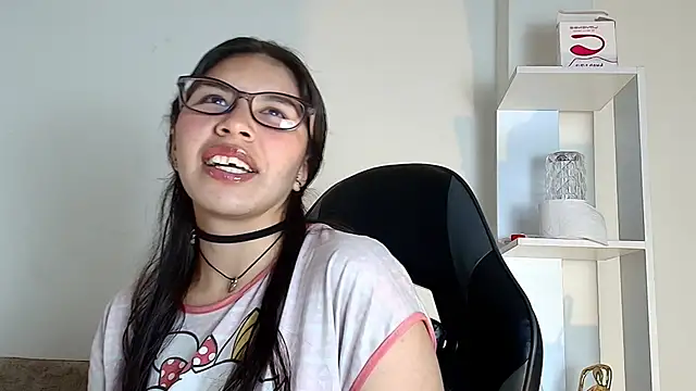 Nahomi rous777 online show from December 15, 3:29 pm