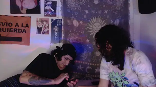 Snapshot of 6mey6mey6 chatting on February 13, 10:54 pm 6mey6mey6 online show from February 13, 10:54 pm