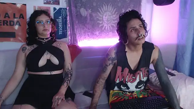 Snapshot of 6mey6mey6 chatting on December 20, 12:24 am 6mey6mey6 online show from December 20, 12:24 am