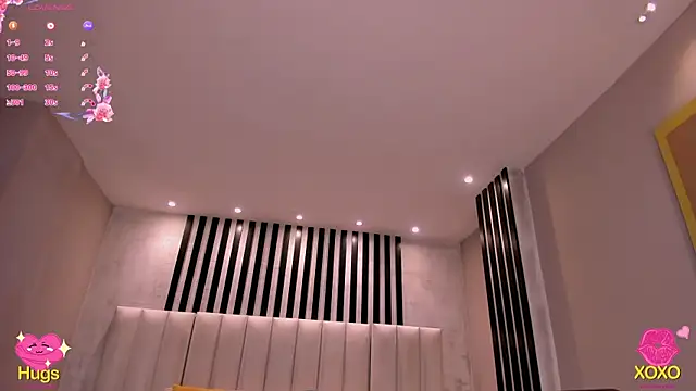 LisaFlowers  online show from February 21, 11:23 am