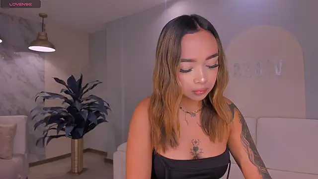 AmbarOwens online show from January 8, 4:29 am