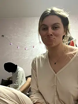 d0uble trouble online show from December 18, 9:29 pm