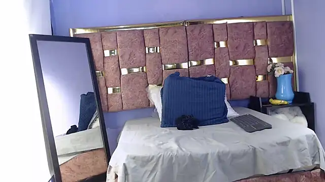  Caroline34 online show from February 16, 10:47 am