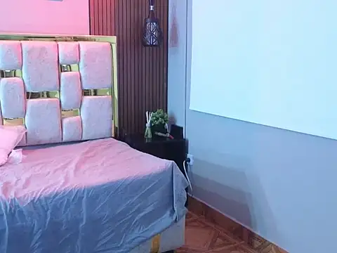  Caroline34 online show from April 2, 10:44 am