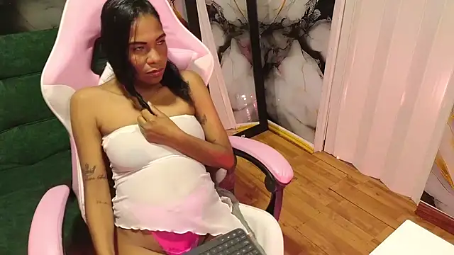  Caroline34 online show from January 7, 10:53 am